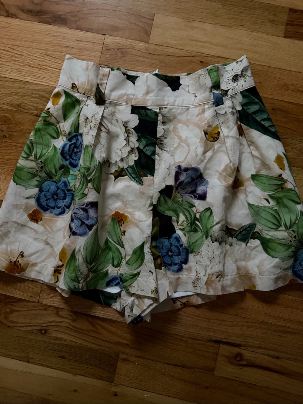 Lavender Brown White Floral Pleated Shorts with Blue Flowers Green Leaves